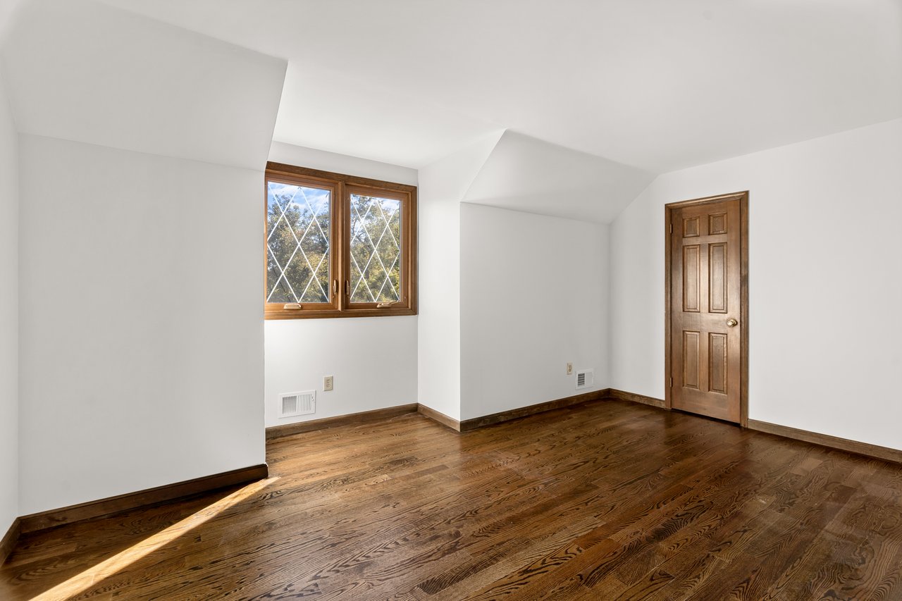 5 High Point Ct