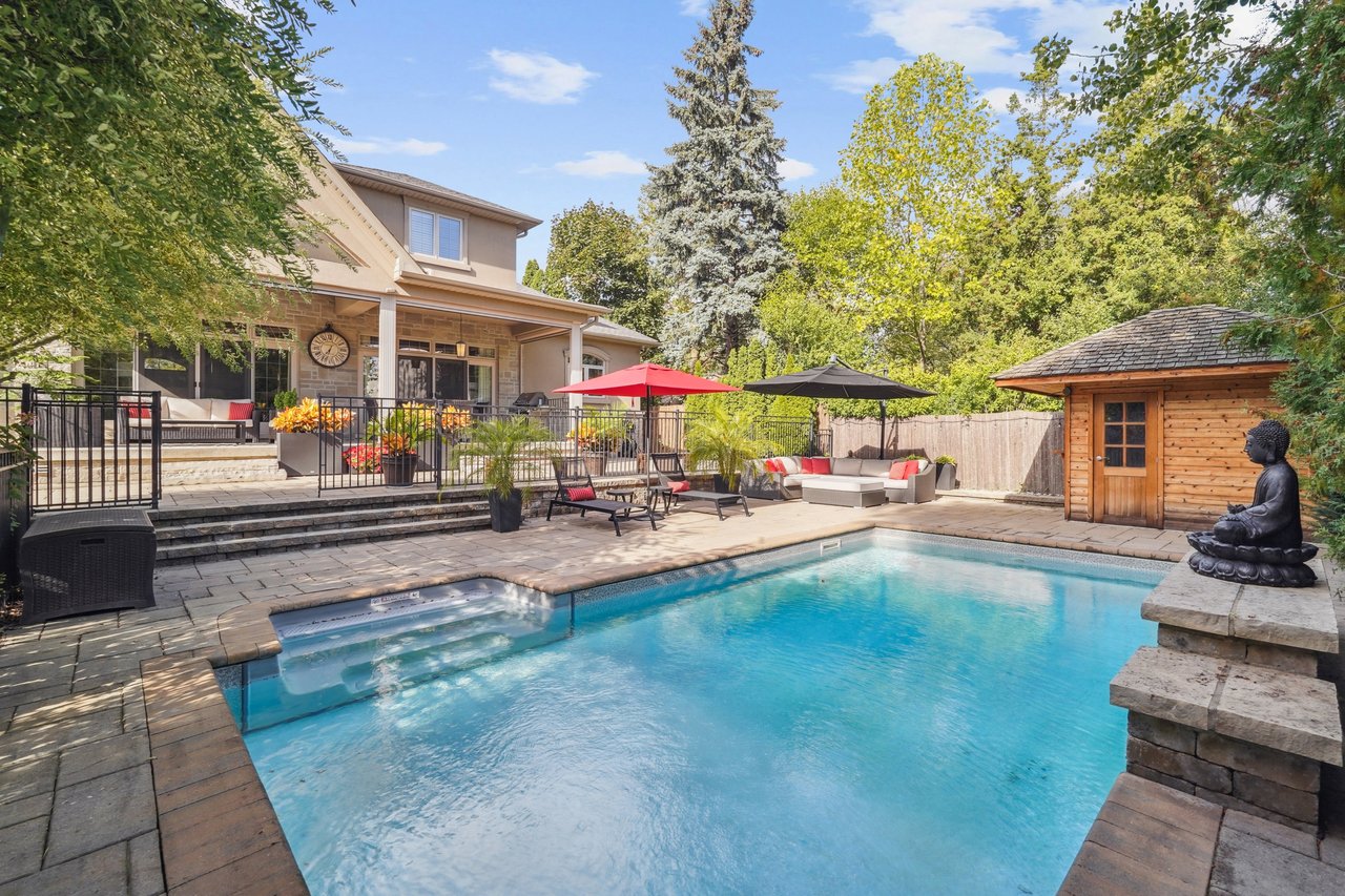 Show-stopping luxury in the heart of Southwest Oakville