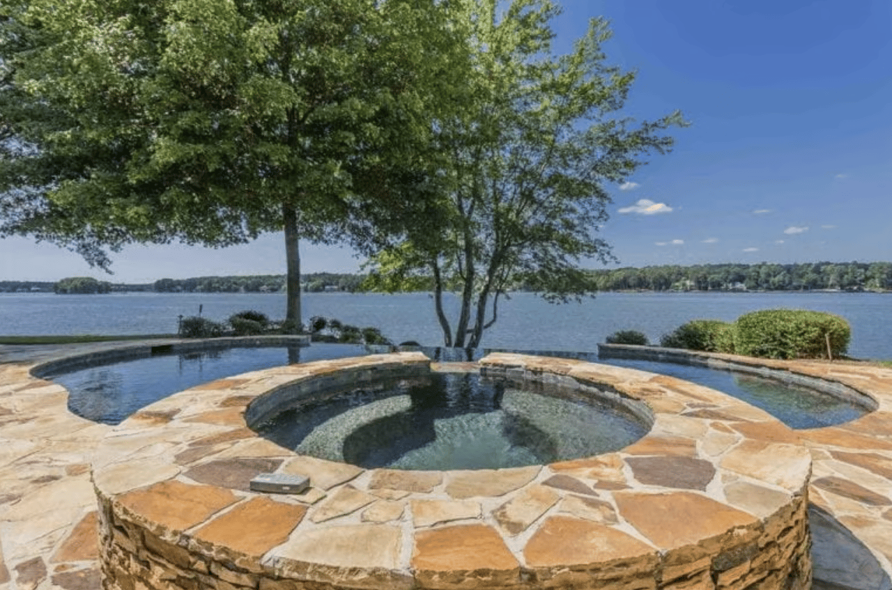Homes with Swimming Pools