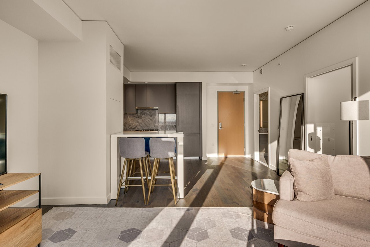 2510 6th Ave Unit 3105