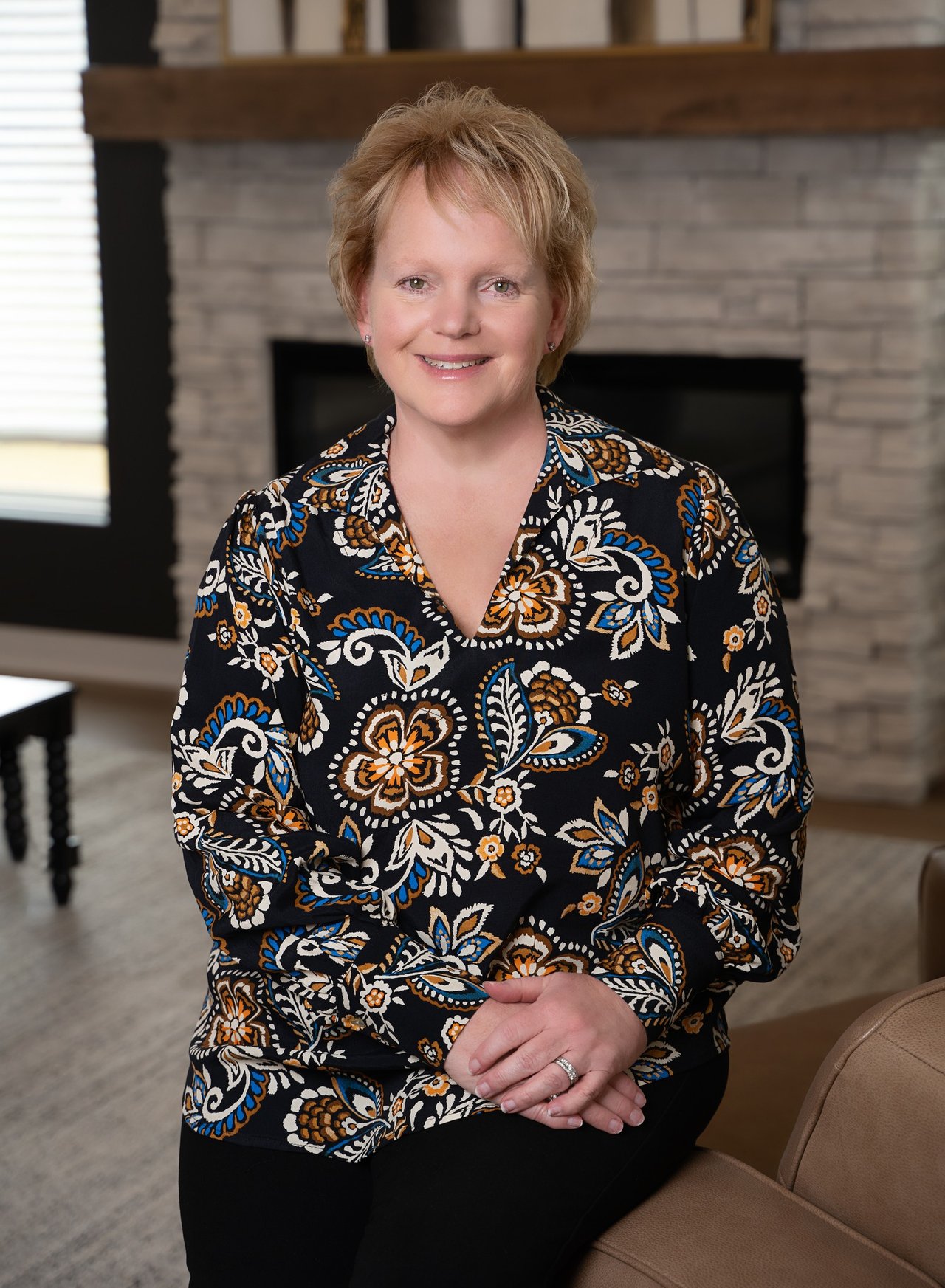 Robin Philips Omaha, NE Real Estate Agent Headshot