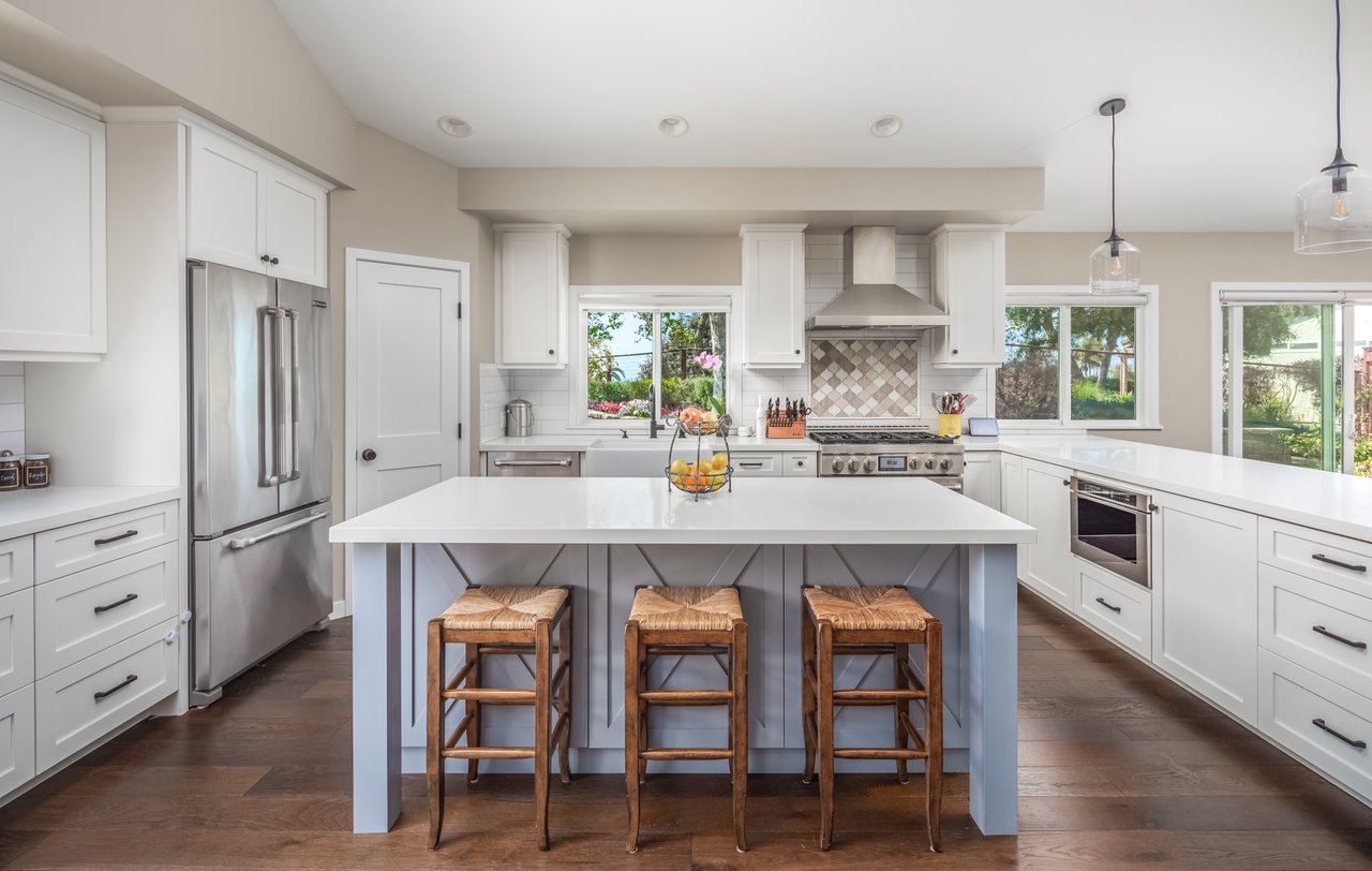 1002 Guildford Ct