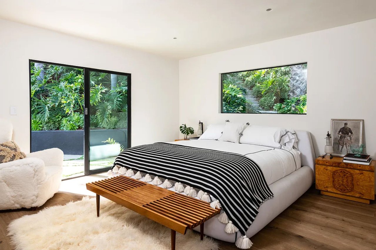 1883 Rising Glen Rd, Sunset Strip