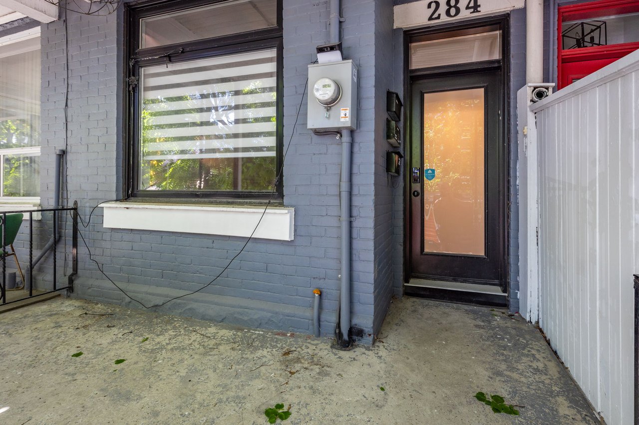 284 Euclid Ave, Main