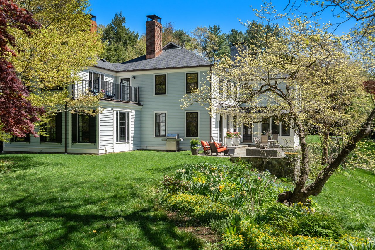 Renovated Georgian Colonial 