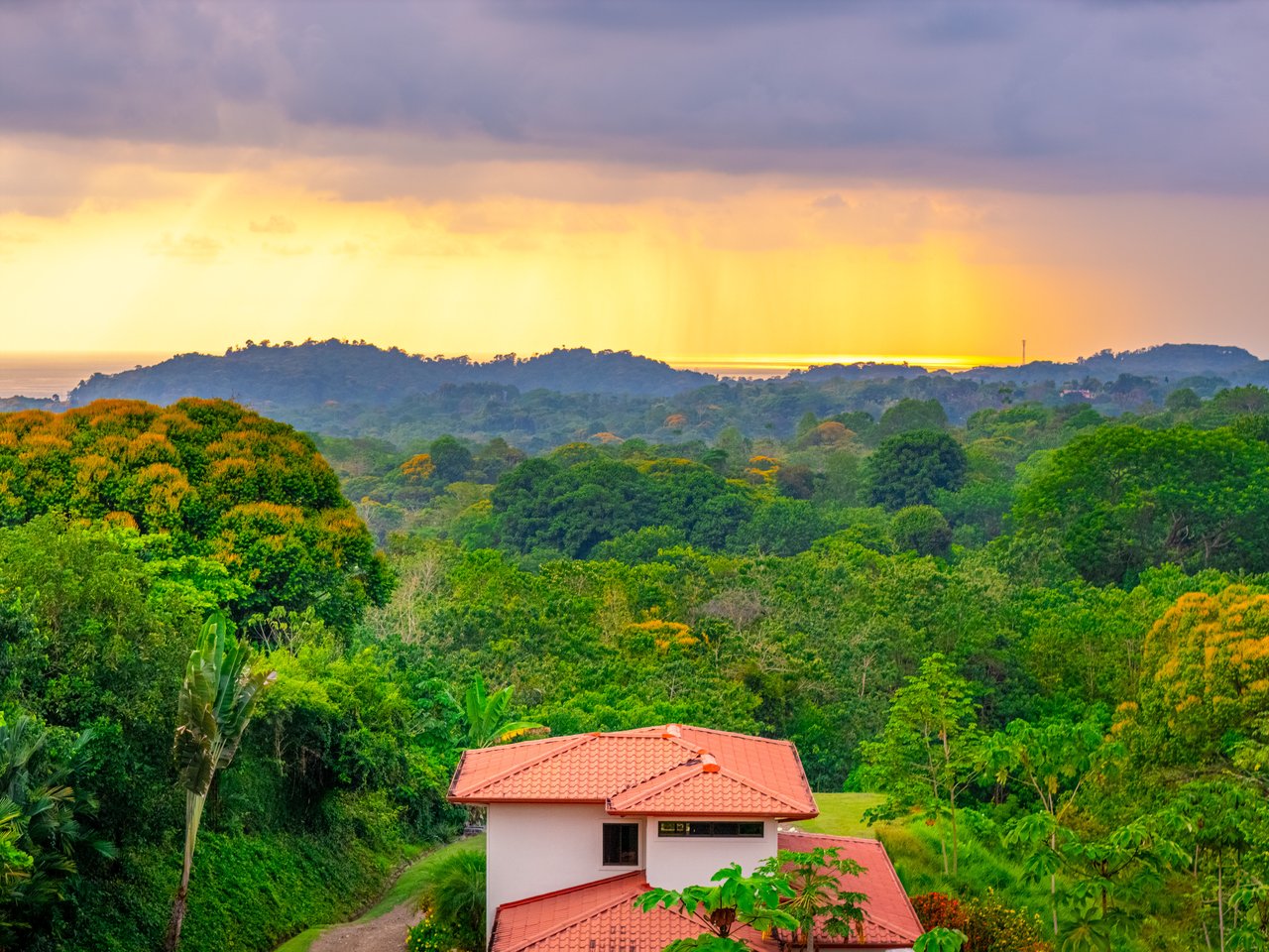 Ocean View Home in Phase 11, Ojochal.  Privacy Galore!
