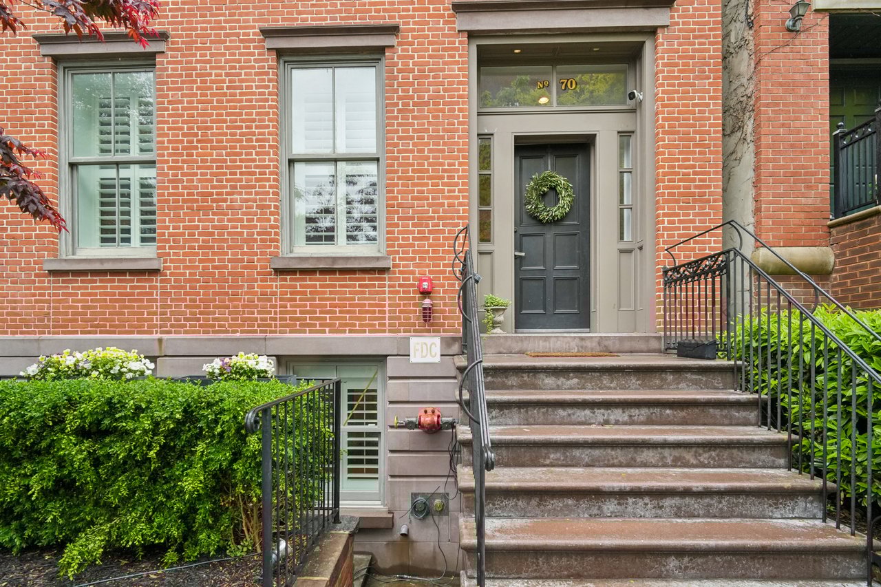 72 Essex Street, Residence 1