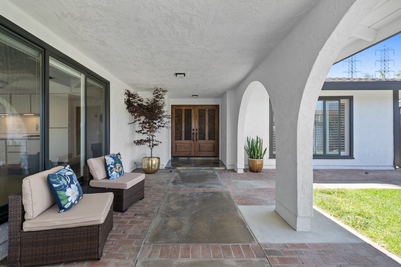 21212 Binghampton Cir
