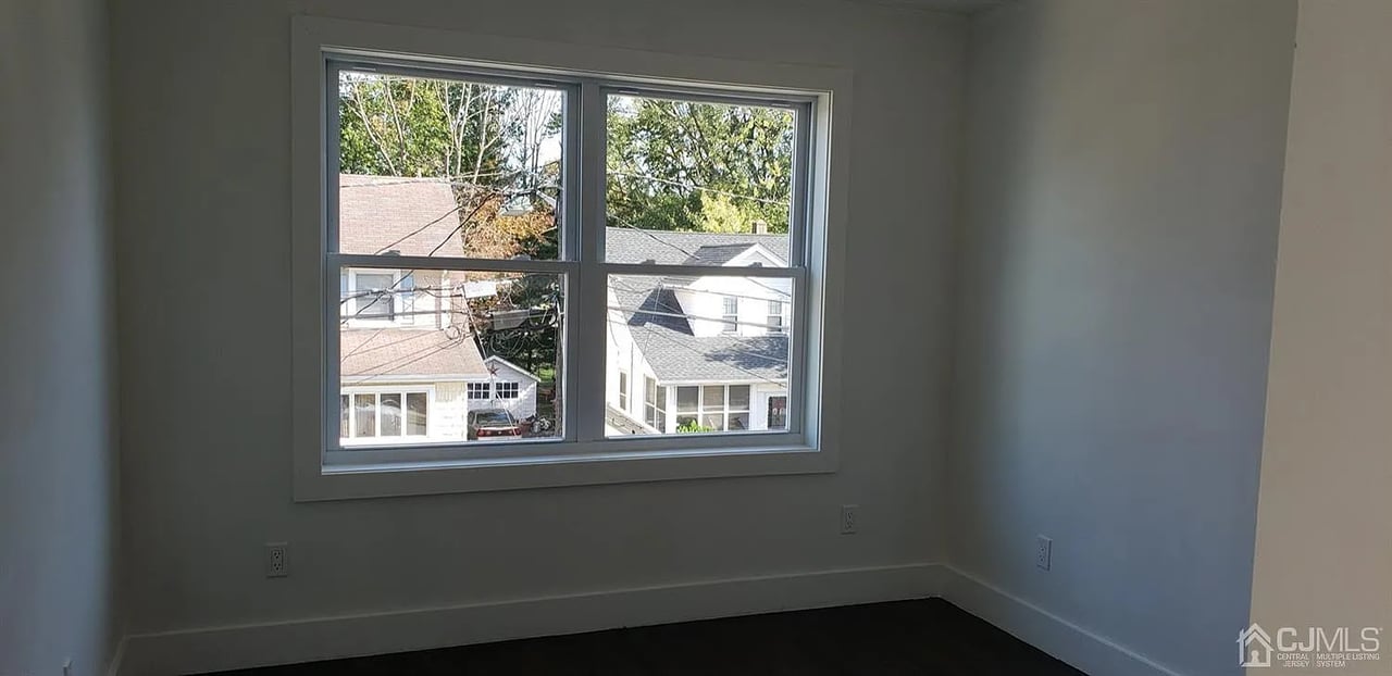 135 Cooper Ave