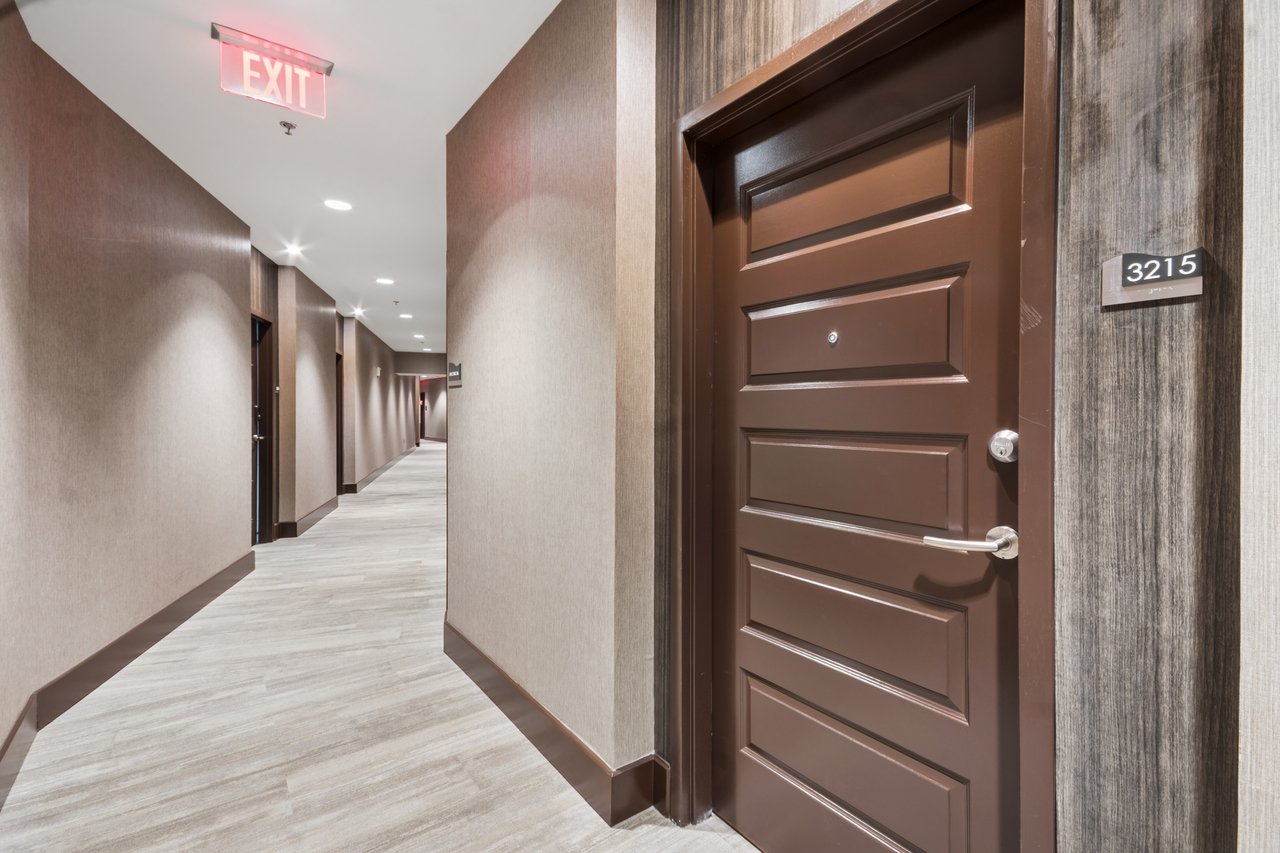 1080 Peachtree Street NE Unit 3215