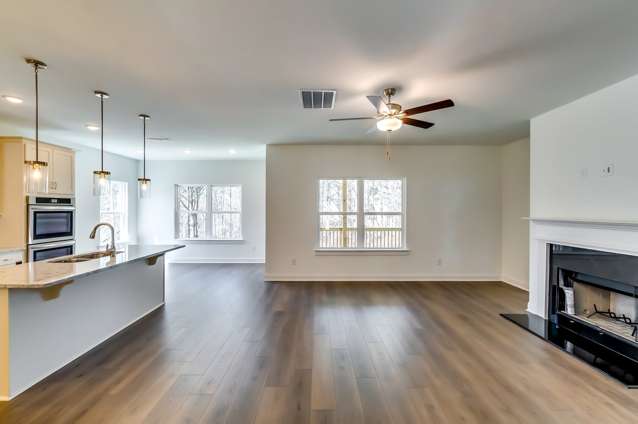 537 Principal Meridian Dr