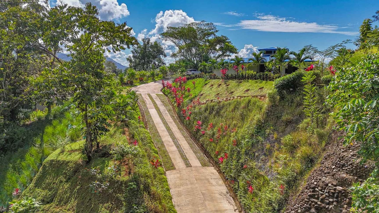 Private 2-Bed Hacienda with Ocean & Mountain Views, Pool & Development Potential in Ojochal