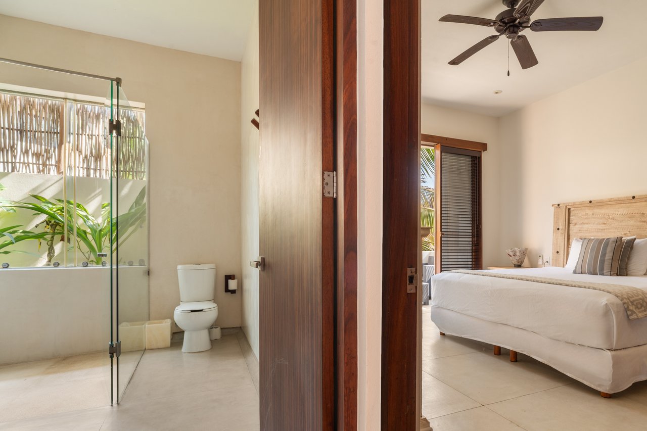 Marea Beachfront Villa B9