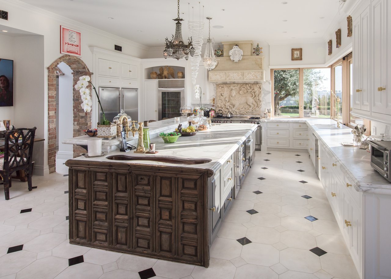 Off Market in Beverly Hills