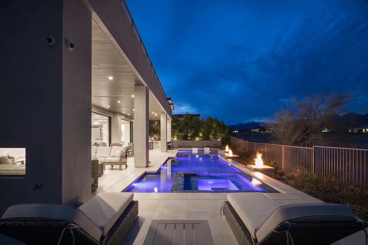 8 Sun Glow Lane