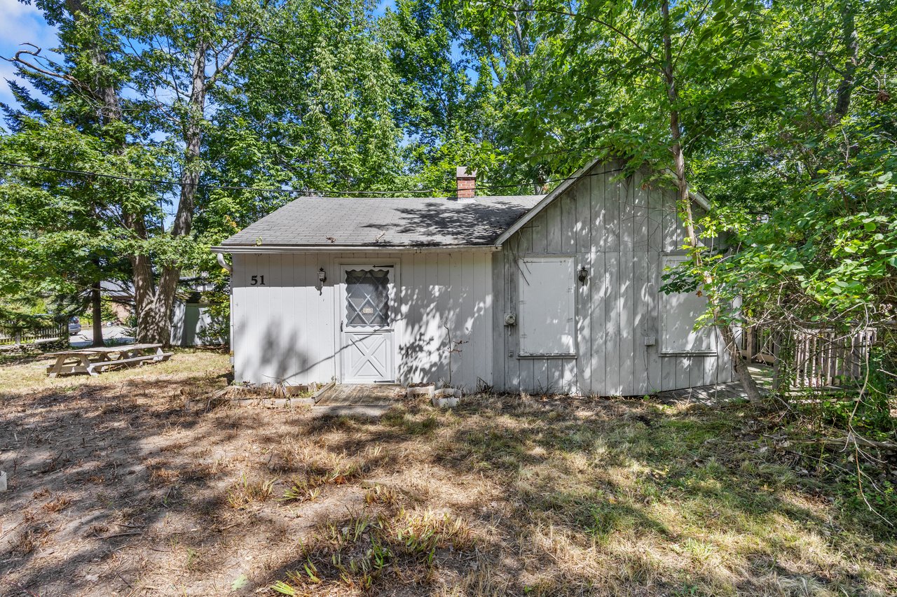 51 Oakland Ave