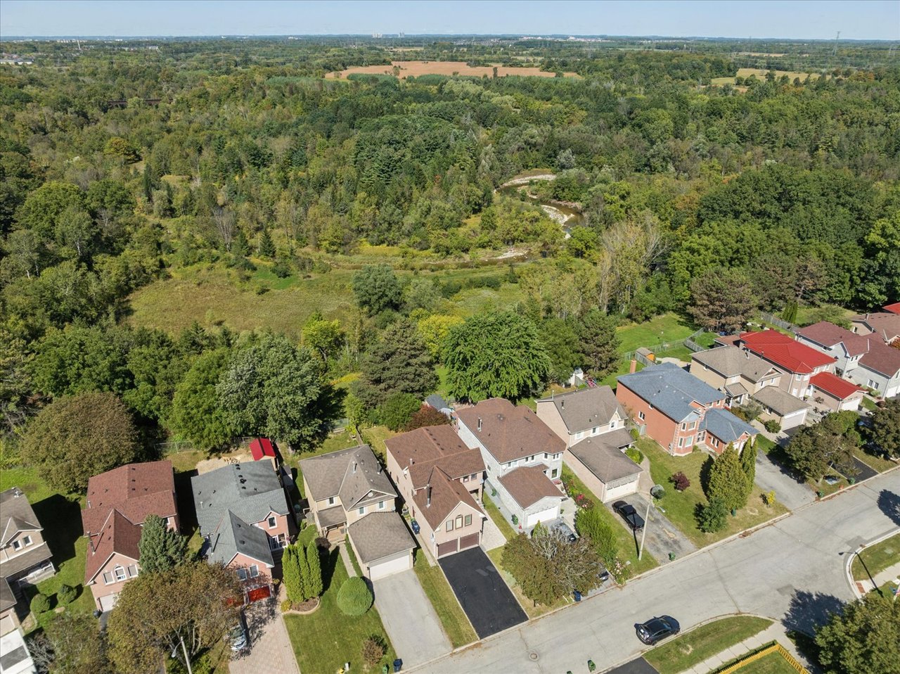 32 Valley Centre Drive
