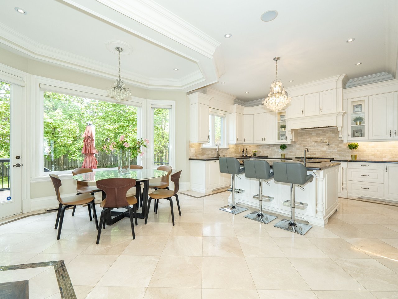 172 Elmwood Ave