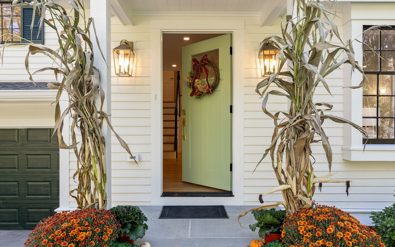 95 Sylvan Lane Weston, MA 02493
