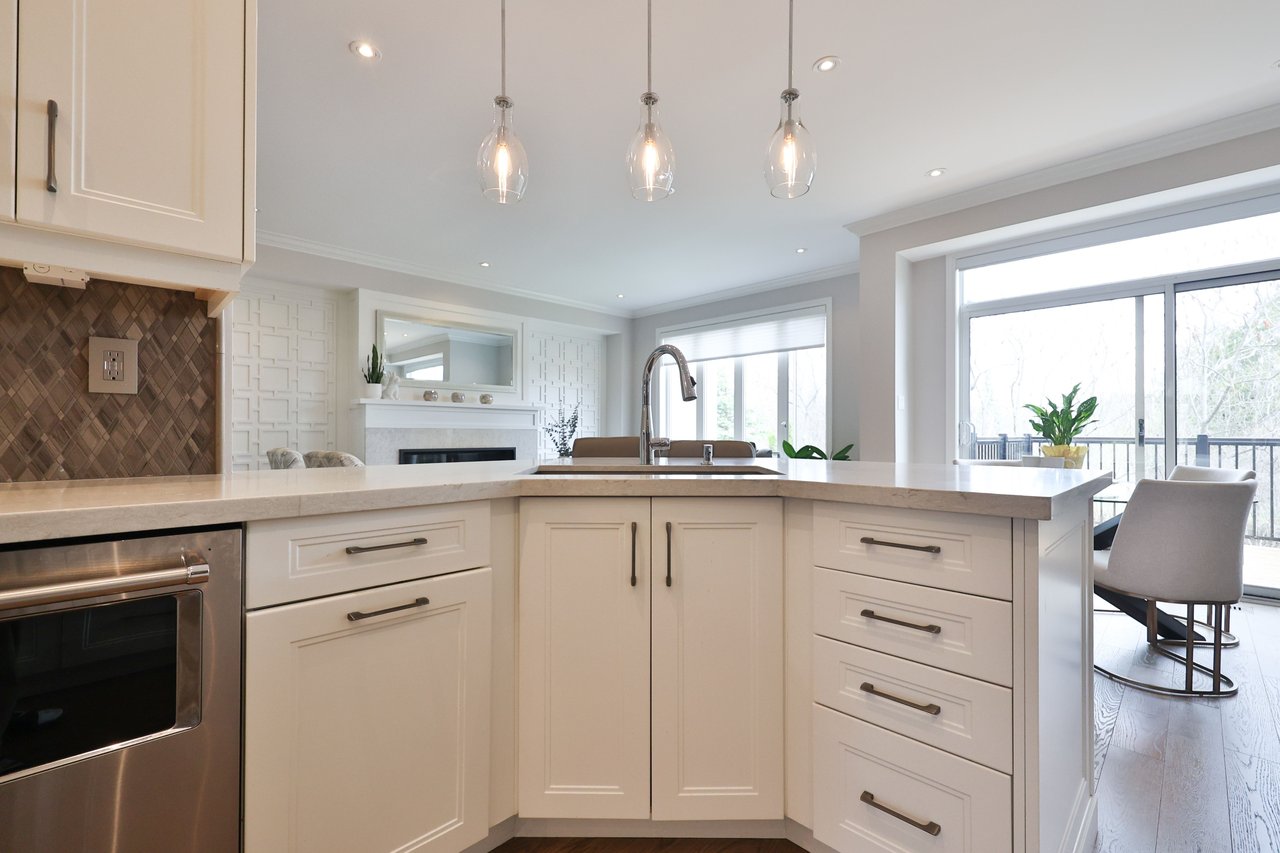 34-2400 Neyagawa Boulevard, Oakville