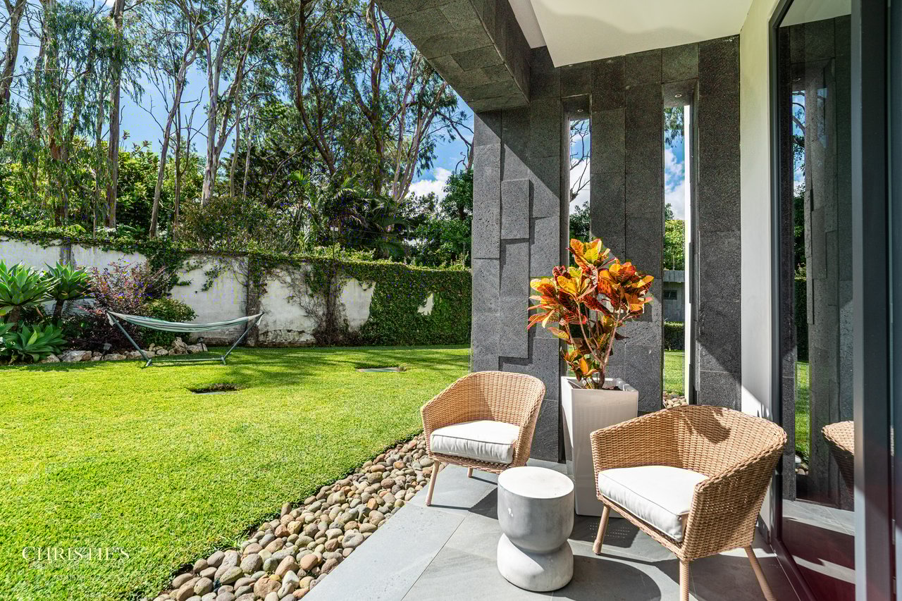 Modern Elegance with Panoramic Views – Exclusive Las Gemas Residence