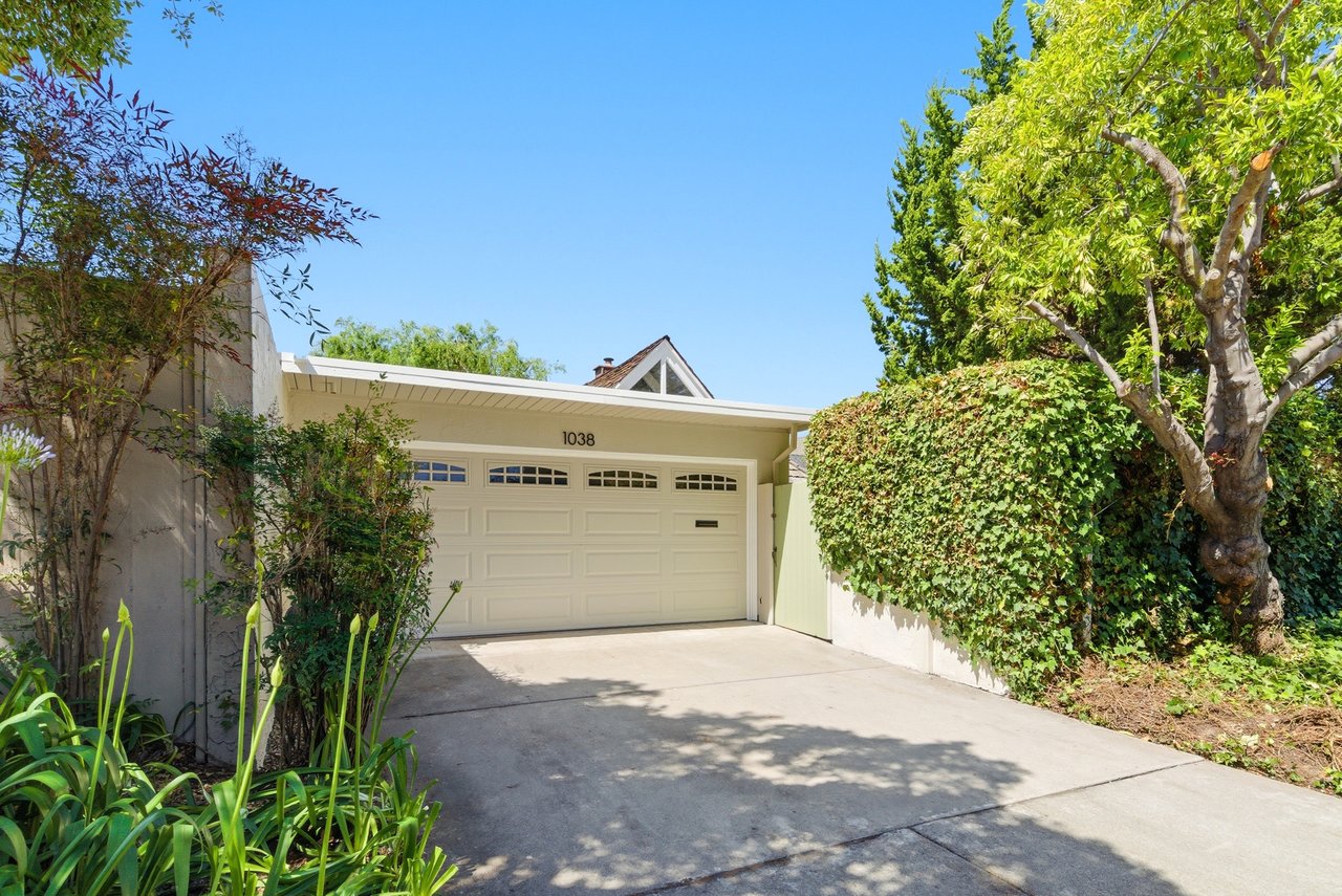 1038 East Evelyn Avenue