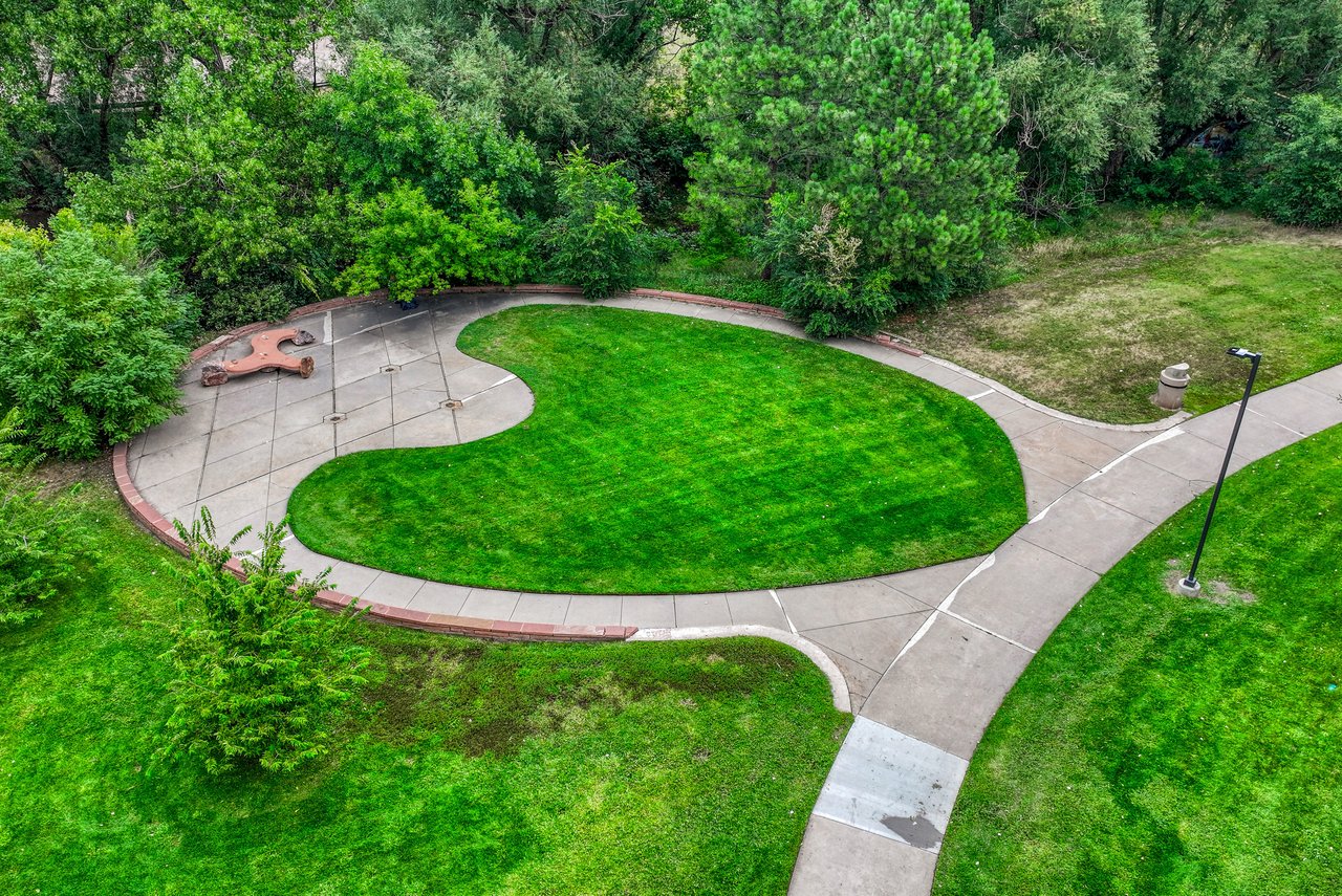 625 N Franklin Street