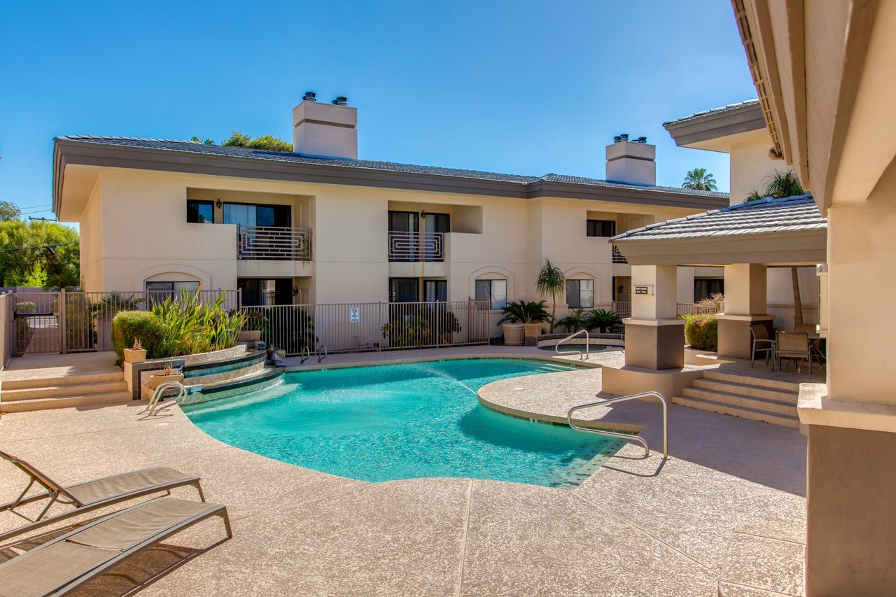 3235 E Camelback Rd #118