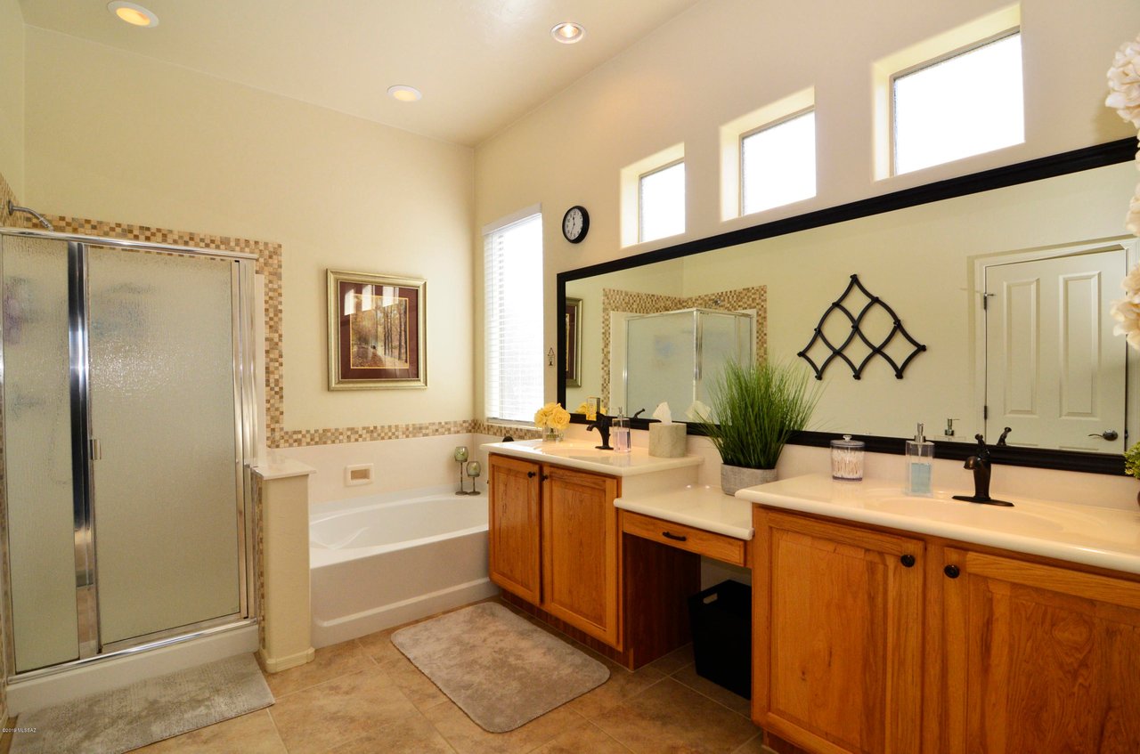 13903 N Big Wash Overlook Pl