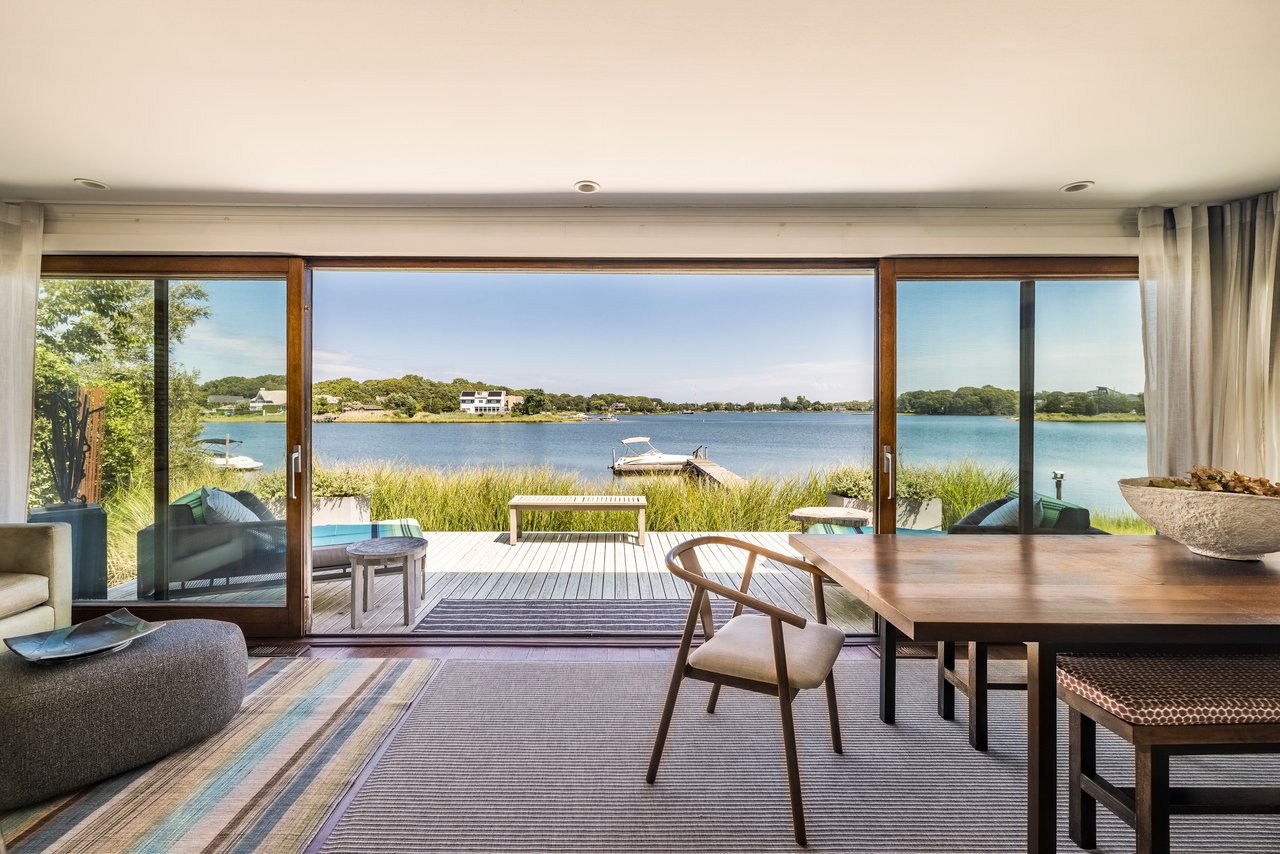 3 BayView Rd
