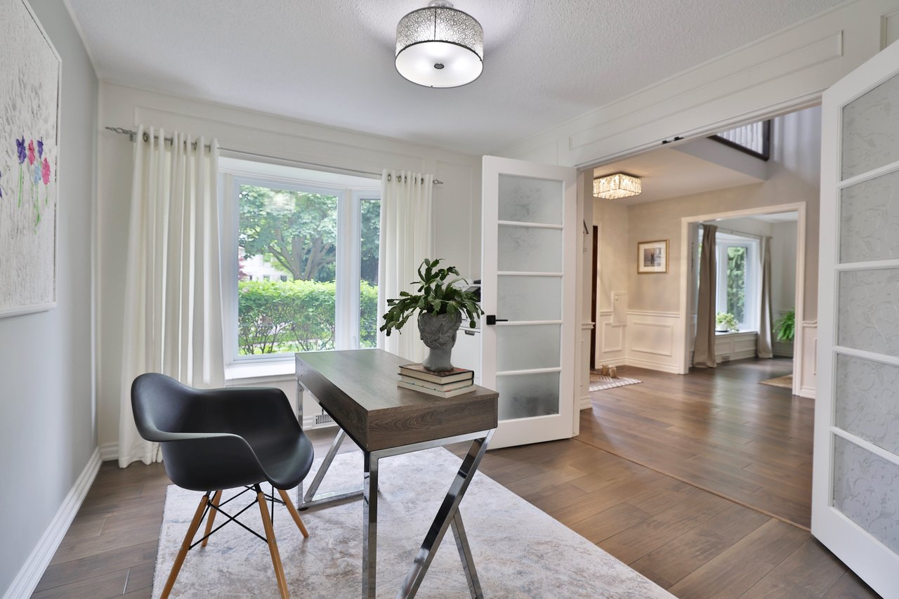 4220 Spruce Avenue, Burlington