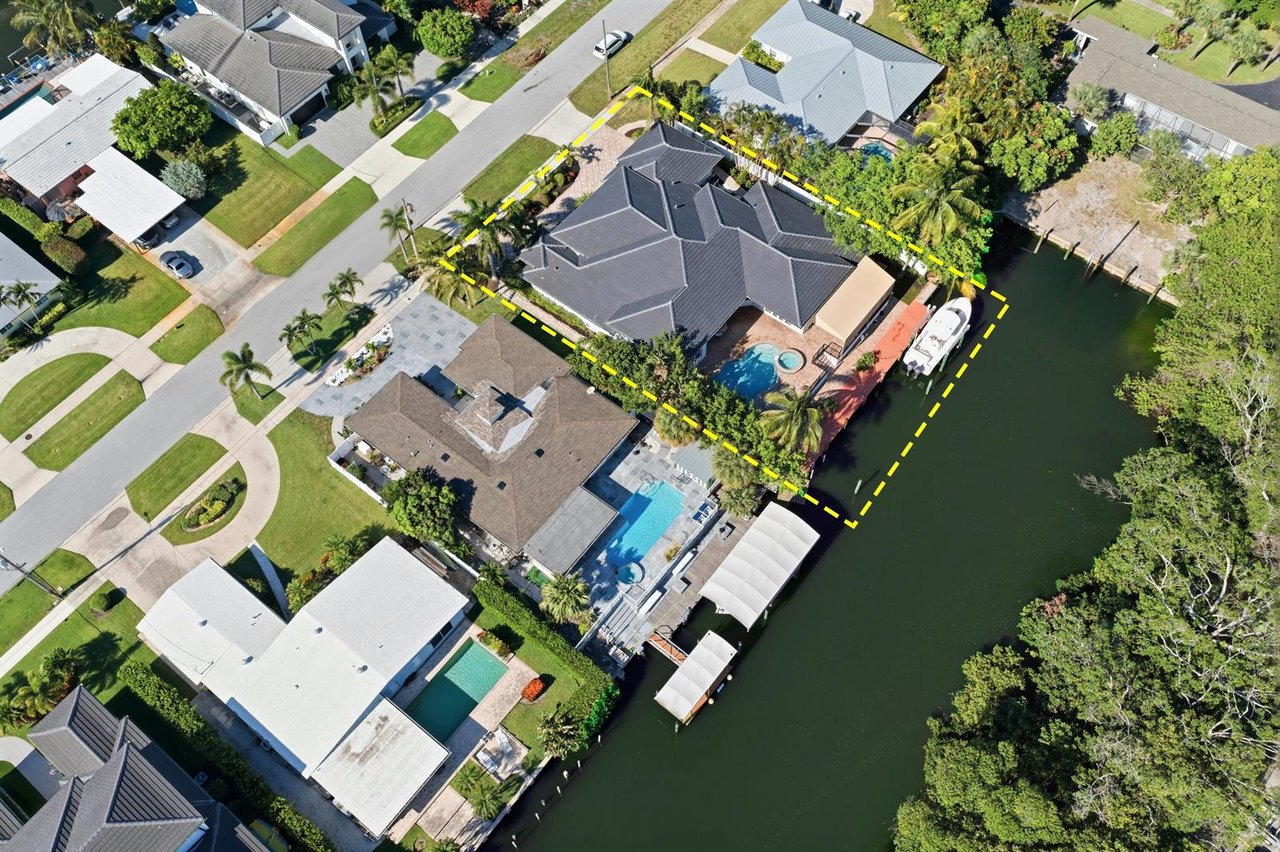  608 Inlet Rd