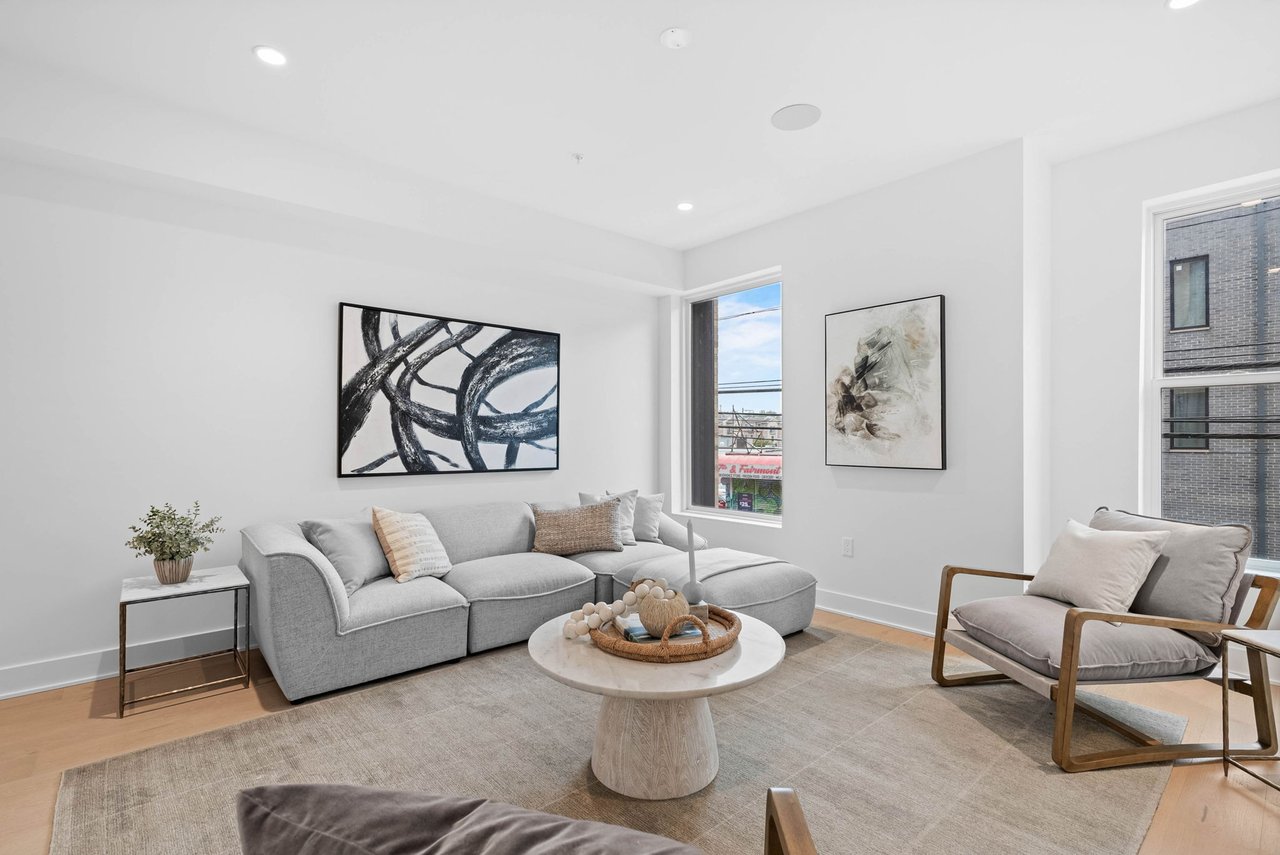 656 Fairmount Ave, Philadelphia, PA 19123