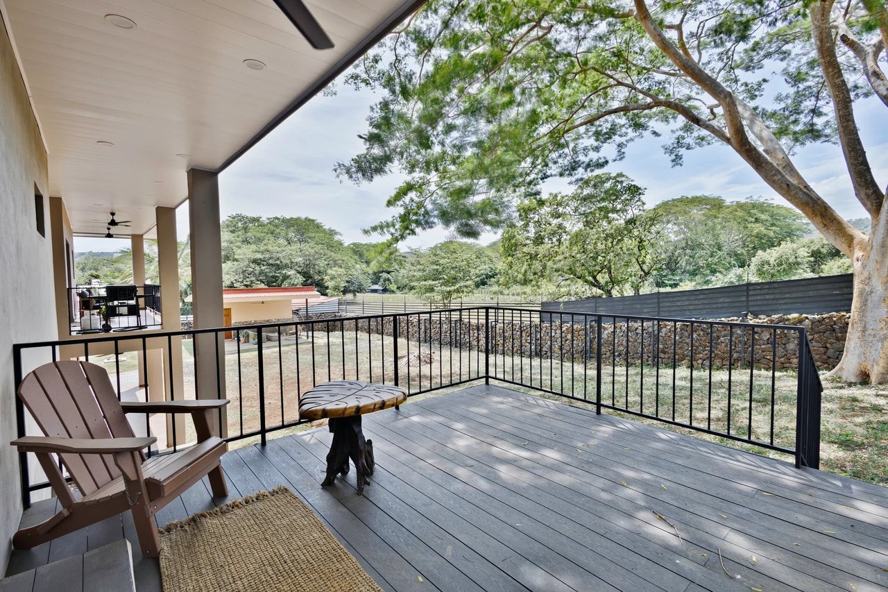 Your Costa Rican Retreat with Room to Grow in Playas del Coco