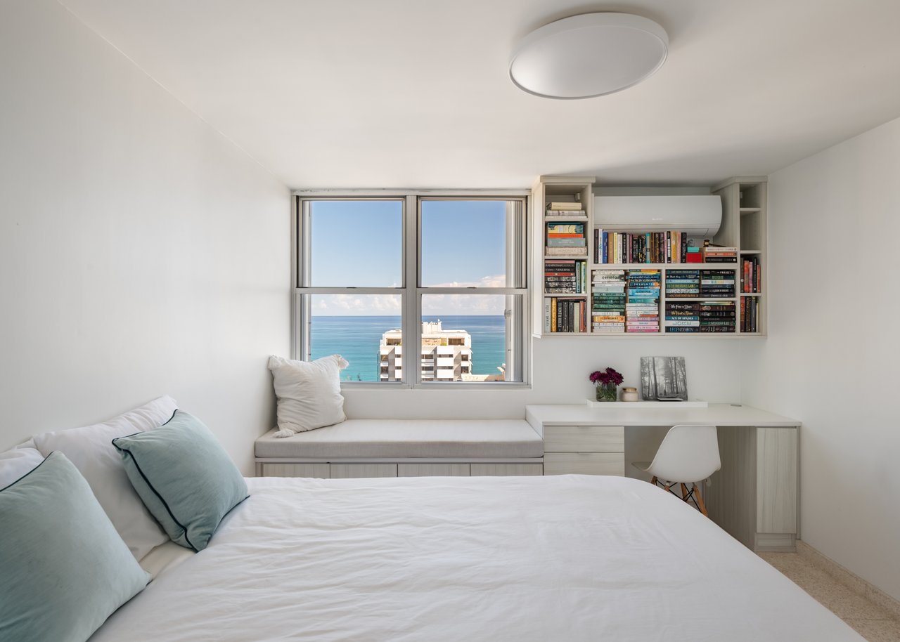 Cond. PRILA #17C, 70 Kings Court, Condado