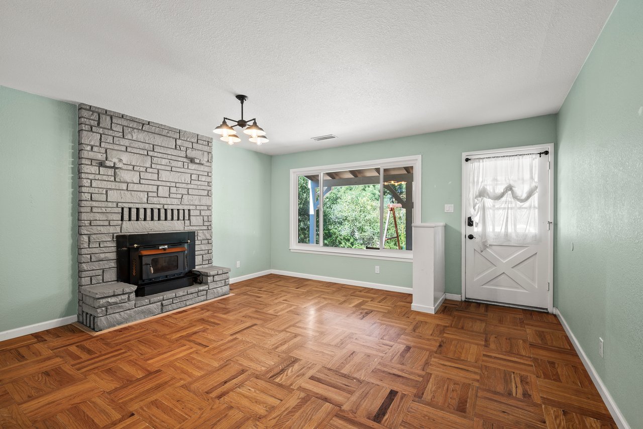 5761 Forest Lake Rd,