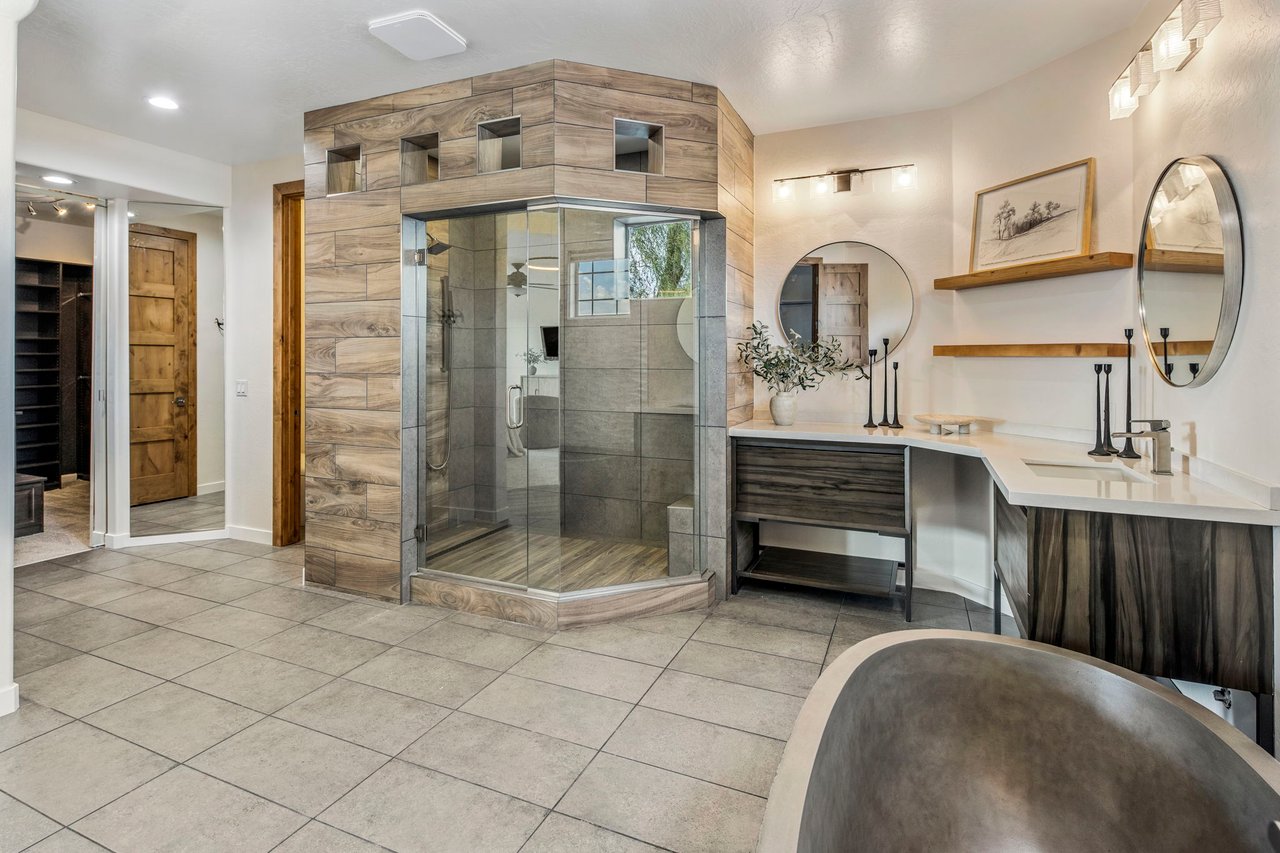 315 E Mary Ln