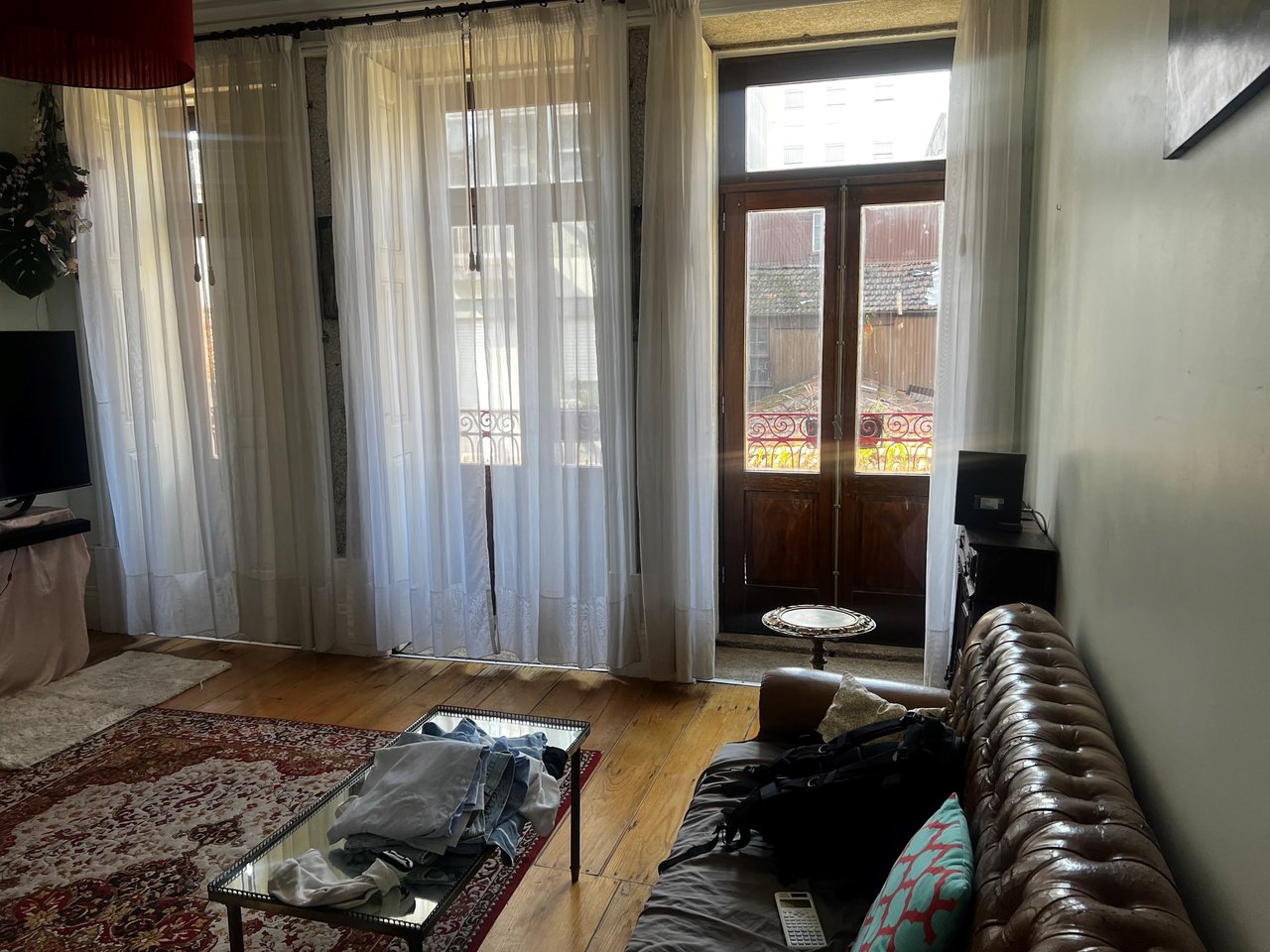 Traditional Four Story Building with Exceptional Investment Potential on Rua do Almada Porto