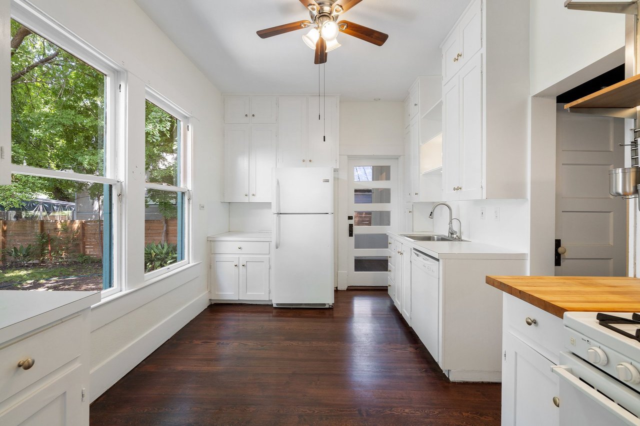 SOLD by Keenan Group: 706 E Monroe Street - Travis Heights Historic Charmer