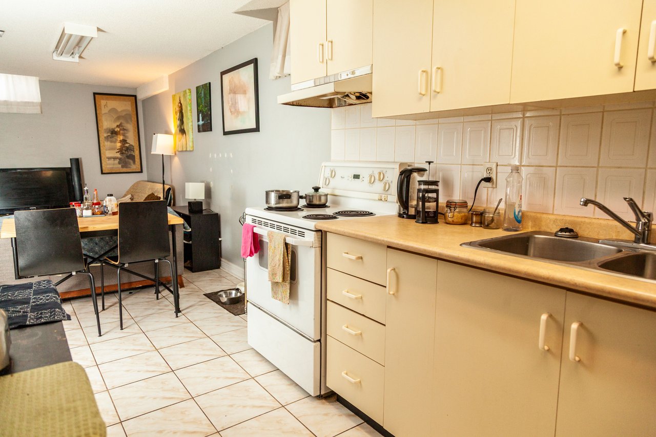 5 Belwood Boulevard Unit: Bsmt