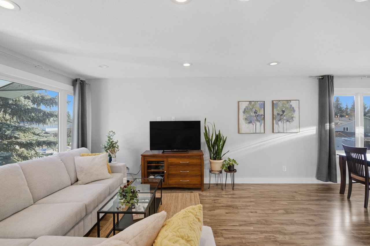 88 Woodfield Crescent SW