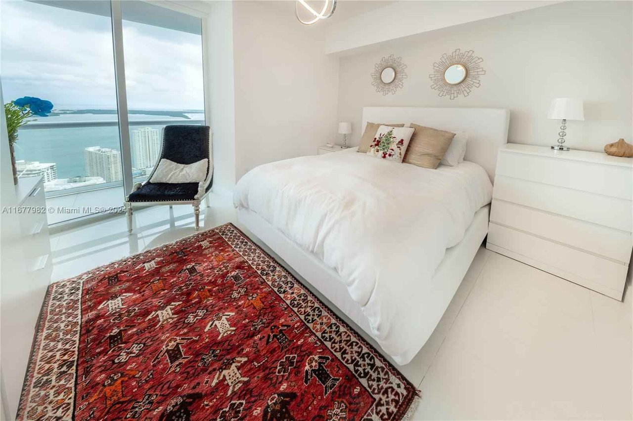 465 Brickell Ave Unit 4705