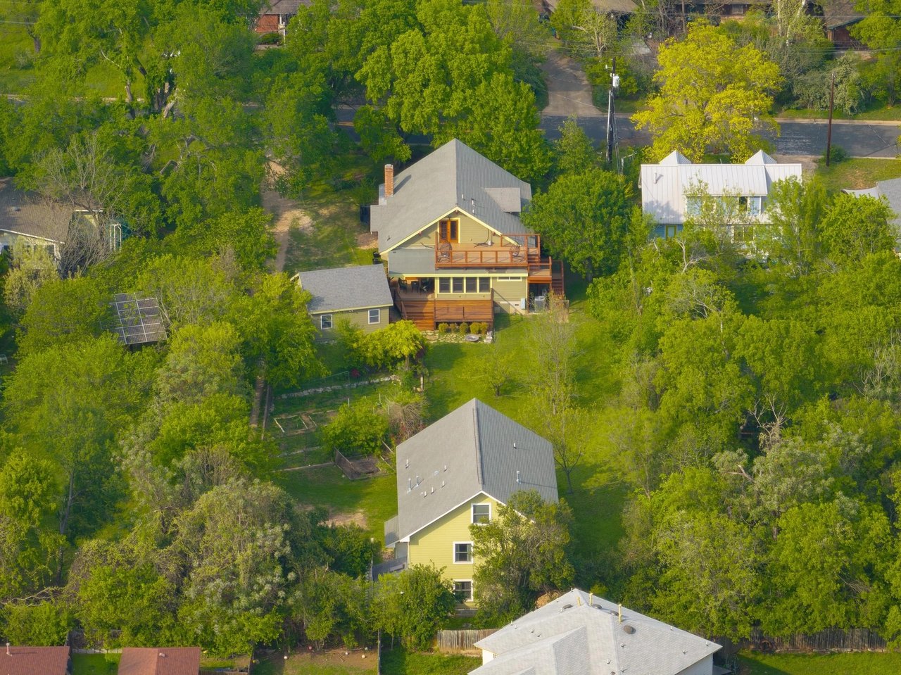 1917 Miles Avenue