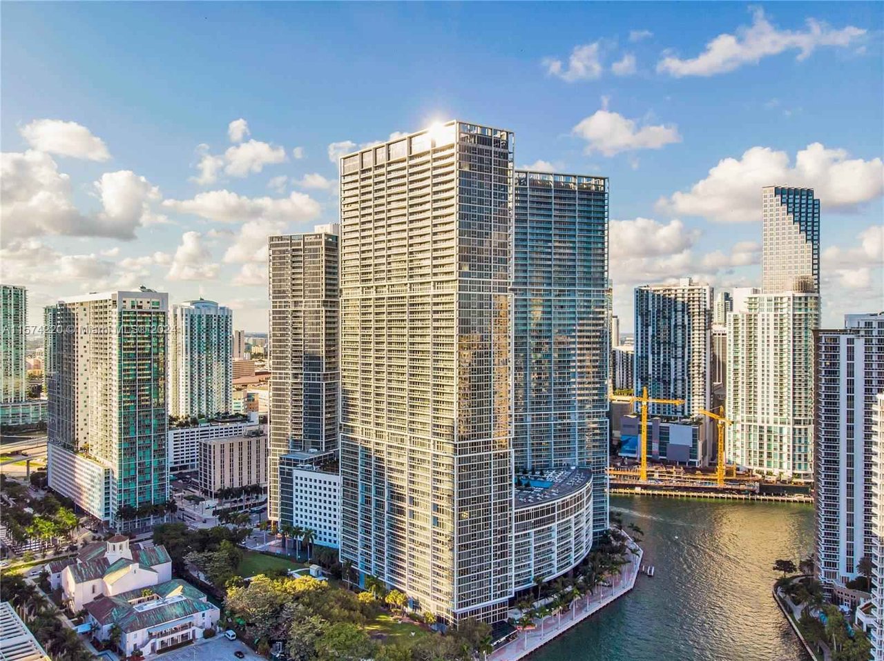 495 Brickell Ave Unit 5405