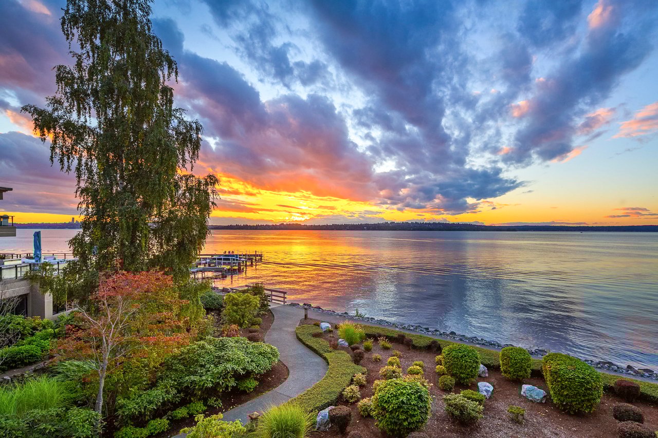 827 Lake Street S Unit: 208