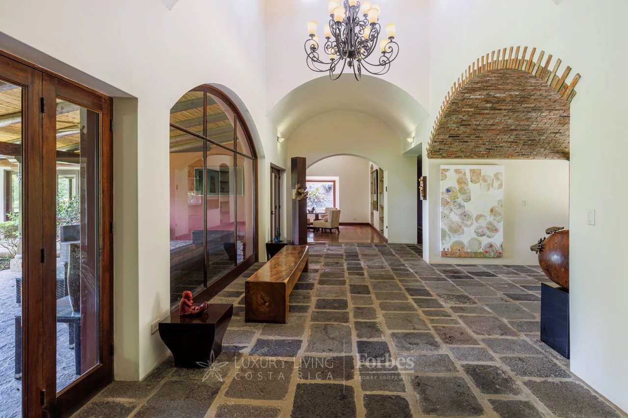 19759 - Architectural Hacienda Style Luxury Villa inTranquil Natural Oasis