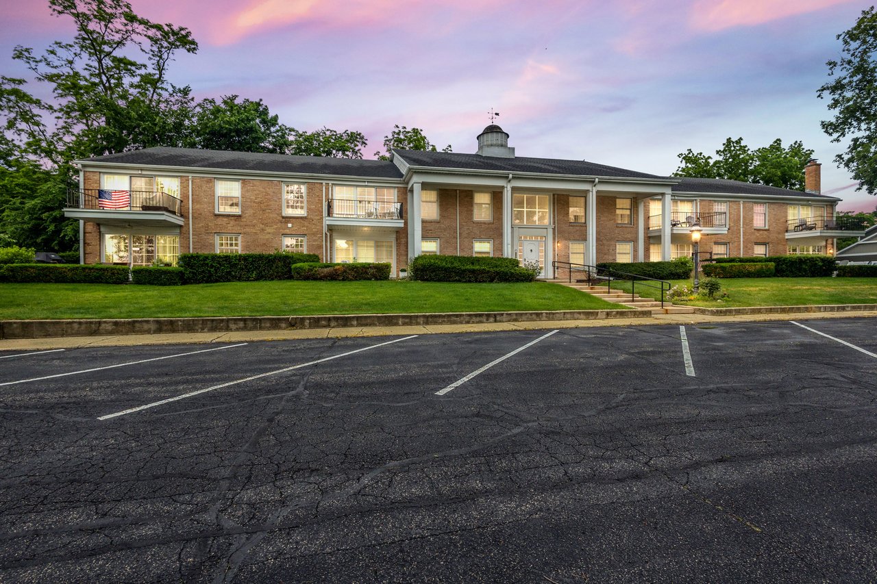 1305 W Main St 108 Lake Geneva, Wisconsin 53147 