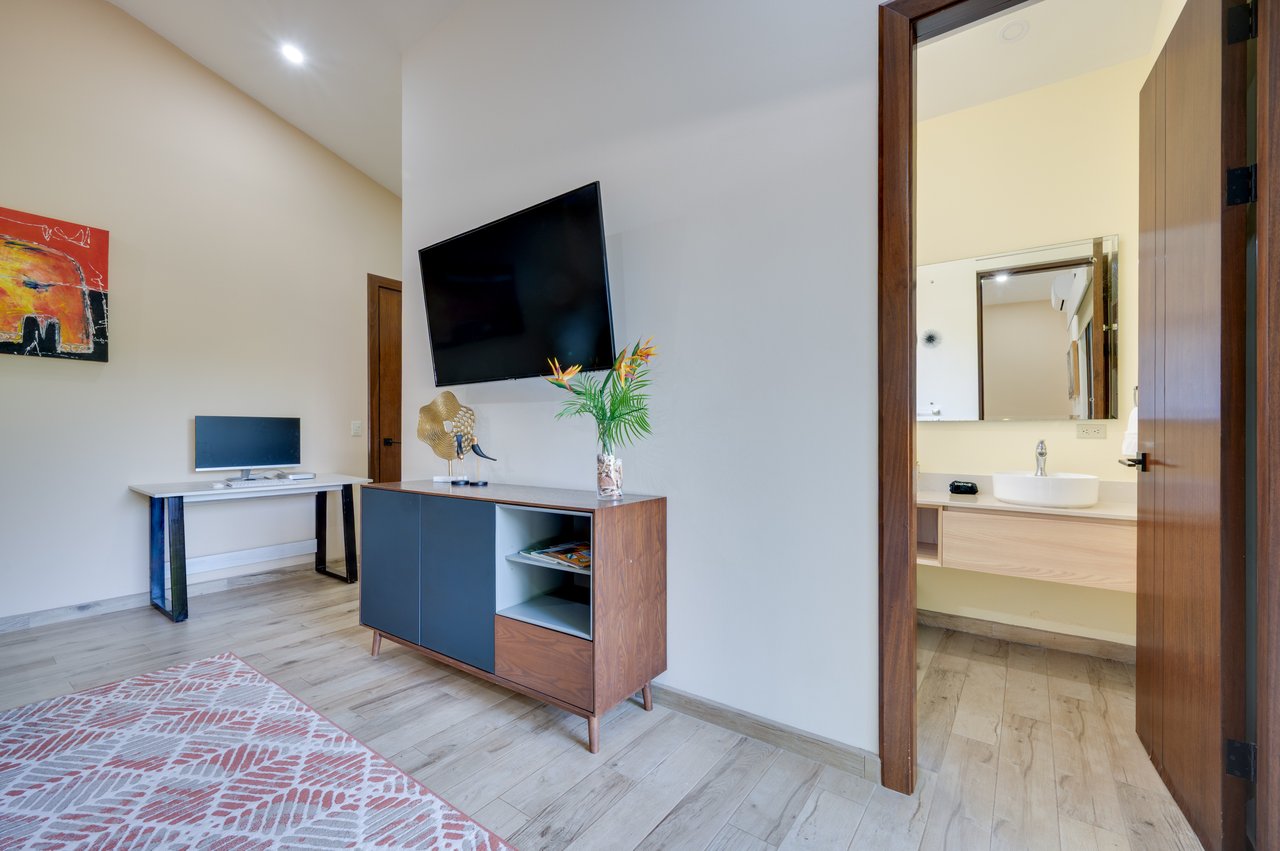 Casa Pachote | Exquisite 4-Bedroom Luxury Home in Hacienda Pinilla’s Reserva de Golf