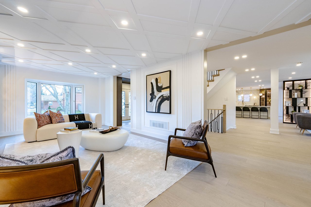 1 Ambleside Cres