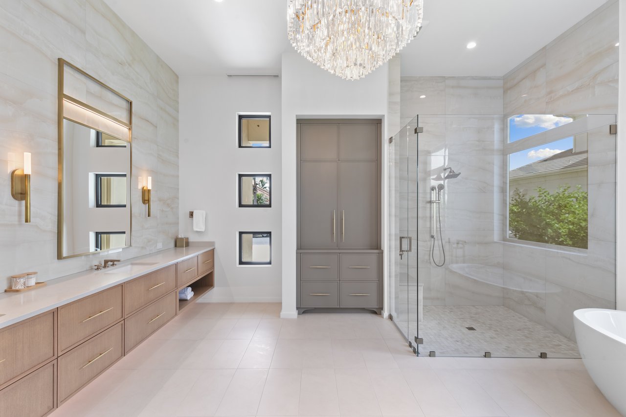 11380 Longwater Chase Ct